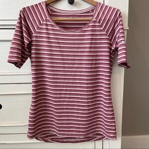 Columbia Striped Rolled Sleeve Scoop Neck Top.  Size Small. EUC